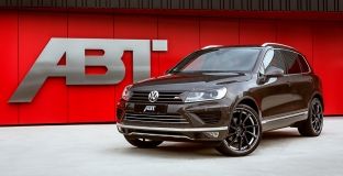 VW Touareg me pamje “agresive” [foto]