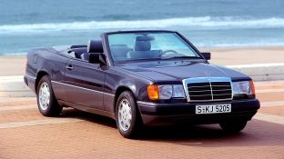  25 vjet Mercedes E Class Cabriolet 