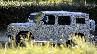 Dy Mercedes G-Class të rinj spiunohen gjatë testimit [video]