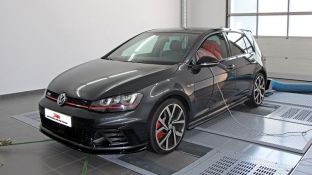 Përforcohet Golf GTI Clubsport në 326 kuajfuqi [foto]