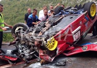 Kosovarët rikrijojnë për 9 net BMW-në e shkatërruar [foto]