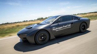 Konfirmohet: BMW hyn në tregun e veturave me hidrogjen