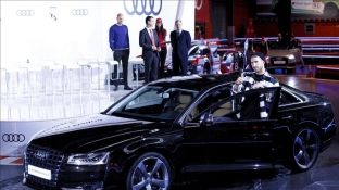 Audi ua dhuron modelet e reja lojtarëve të Realit