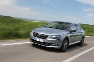Skoda Superb në version hibrid arrin më 2019