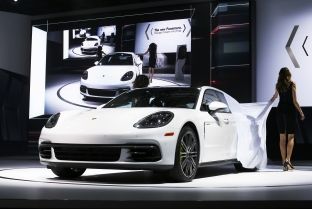  Porsche nuk ka në plan të sjellë automobila tërësisht autonomë