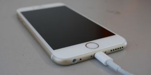  iPhone 7 përfundimisht vjen me kufje pa kabllo