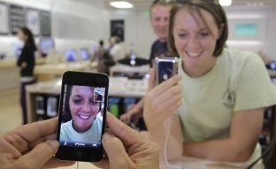 Apple humb gjykimin ndaj VirnetX për ‘FaceTime’, urdhërohet të paguajë 302.4 milionë dollarë