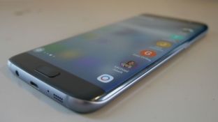  Risia e Samsung Galaxy S8 