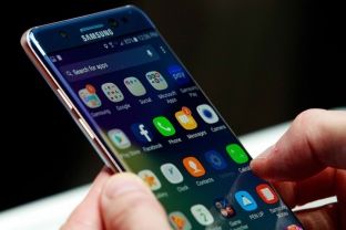  Kështu do të duket telefoni i palosshëm nga Samsungu