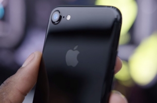 Apple ruan historinë e thirrjeve në iCloud