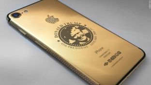 Trump iPhone, dhurata më e shtrenjtë për festat e fundvitit
