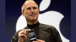 10 vite të iPhone, si u bë i zgjuar smartphone-i