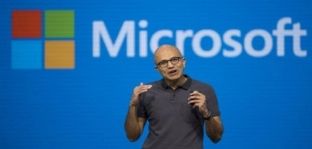 Microsoft mund të bëhet kompania e parë trilionë dollarëshe në botë