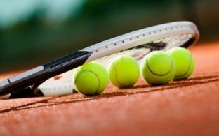 Kërkoni të jetoni sa më gjatë? Luani tenis!