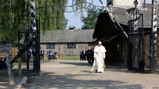 Në meshën e Papës në Poloni më se 2.5 milionë besimtarë