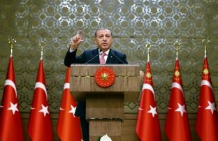 Erdogan: Perëndimi po e mbështet terrorizmin 
