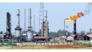 Çmimi i naftës pritet të stabilizohet mes 53-60 dollarë për fuçi