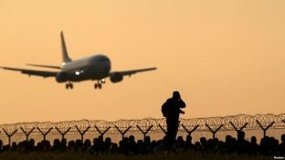 Problemi kompjuterik në Delta Air Lines çrregullon fluturimet në tërë botën