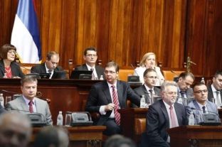 Serbia me qeveri të re, Kosova pjesë e betimit [lista e ministrave]