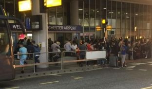 Pako e dyshuar në aeroportin e Manchesterit, evakuohet masa
