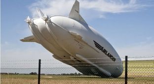 Rrëzohet gjatë testit avioni më i madh në botë