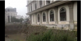 Përmbytje në Shkup, rrezikohen nga shembja disa godina institucionesh