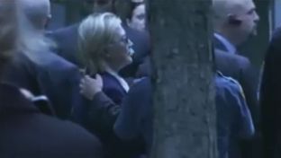 Clinton lë në gjysmë ceremoninë për 11 shtatorin, probleme shëndetësore [video]