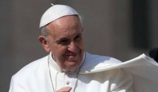 Papa Françesku: Korrupsioni është si një lloj droge