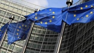 Në 6 muaj, 592 800 kërkesa për azil në BE