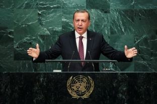 Erdogan akuzon SHBA-në për shitjen e armëve kurdëve sirianë