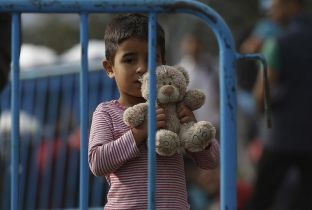 BE: 30 euro në muaj për refugjatët në Turqi