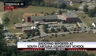 Sulm në një shkollë në SHBA, dyshohet për të vdekur