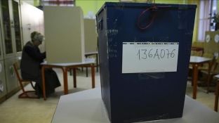 Përfundon votimi për zgjedhjet lokale në Bosnje, partitë nacionaliste drejt fitores