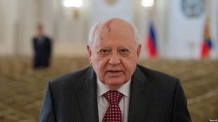 Bota ka arritur në një “pikë të rrezikshme”, thotë Gorbachev