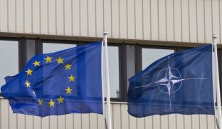 NATO dhe BE: Linjë e fortë kundër Rusisë, por mbajtje e dialogut