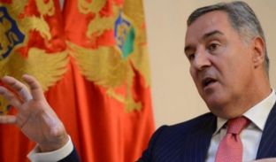 Gjukanoviq: Moska po rrezikon Malin e Zi për në NATO