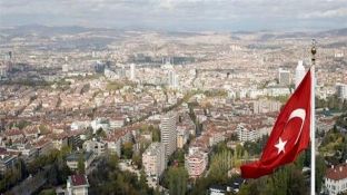 Ankaraja ndalon tubimet publike për shkak të rrezikut për sulme