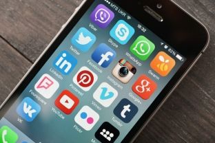 Mali i Zi bllokoi qasjen në WhatsApp dhe Viber ditën e zgjedhjeve, reagon RSF