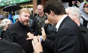 Kryeministri kanadez “neutralizon” qytetarin e revoltuar