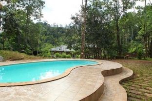 Qeveria u jep fshatarëve serbë nga 1600 euro për të ndërtuar pishina