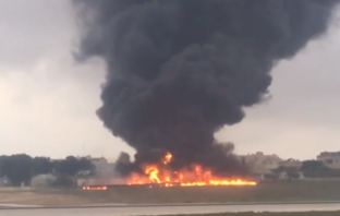 Vdesin pesë zyrtarë të BE-së nga rrëzimi i aeroplanit në Maltë [video]