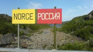 Rusia kërcënon Norvegjinë pasi la vend për marinsat amerikanë