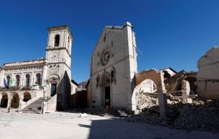 Tjetër tërmet trondit Italinë, njerëzit në panik, braktisin shtëpitë