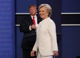 Clinton fajëson FBI-në për humbjen ndaj Trumpit