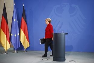 Merkel kandidate për një mandat të katërt
