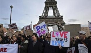 Protestë kundër Trumpit në Paris