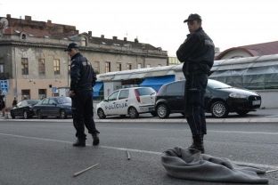  Sherr me thika mes emigrantësh në Beograd, vdes një afgan