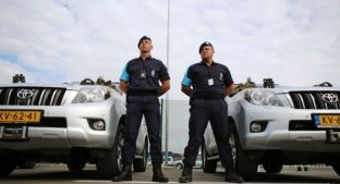 Kriza e emigrantëve bën bashkë patrullat policore serbe, çeke, sllovake e hungareze 