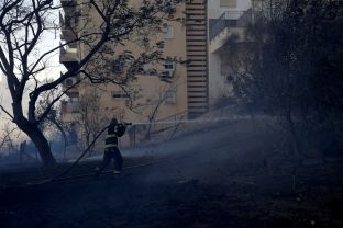 Zjarre të mëdha kanë përfshirë Izraelin