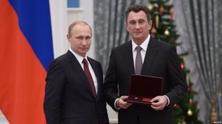 Putin i shkarkoi zyrtarët që janë zgjedhur në Akademi